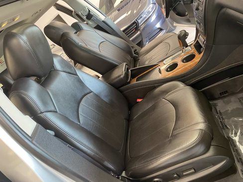 Used 2012 Buick Enclave Leather image 25