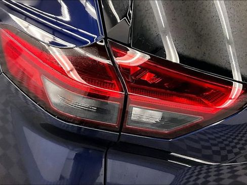 New 2025 Nissan Rogue Platinum image 19