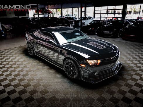 Used 2015 Chevrolet Camaro Z/28 RWD image 71