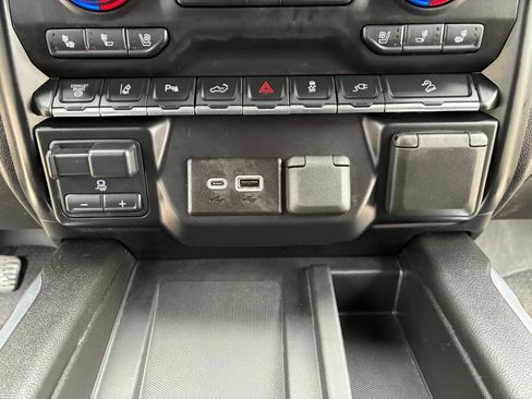 Used 2022 Chevrolet Silverado 2500 High Country w/ Z71 Off-Road Package AWD/4WD image 29