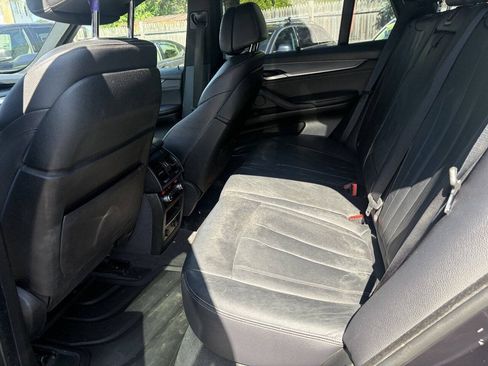 Used 2018 BMW X5 xDrive50i AWD/4WD image 17