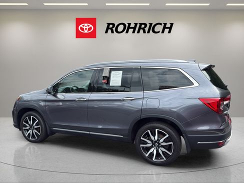 Used 2021 Honda Pilot Touring image 8