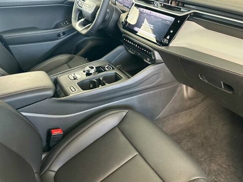 New 2026 Jeep Cherokee Limited AWD/4WD image 13