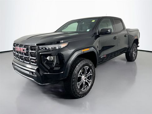 Used 2024 GMC Canyon AT4 w/ AT4 Premium Package image 2