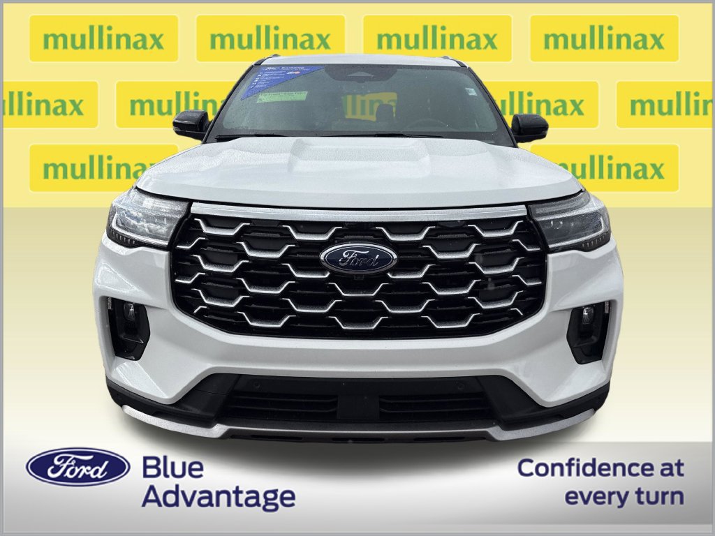 Used 2026 Ford Explorer Platinum RWD image 11