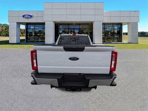 New 2026 Ford F250 XL RWD image 5