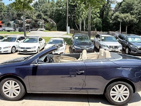 Used 2008 Volkswagen Eos Komfort FWD image 4