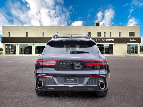 Used 2025 Genesis GV70 2.5T w/ Advanced Package AWD/4WD image 4