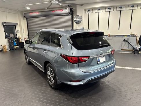 Used 2017 INFINITI QX60 FWD w/ Premium Plus Package image 3