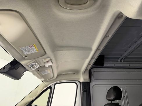 Used 2025 RAM ProMaster 2500 w/ Convenience Group FWD image 23