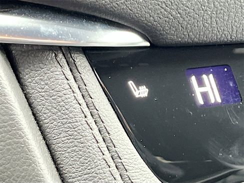 Certified 2025 Cadillac XT5 Premium Luxury image 20