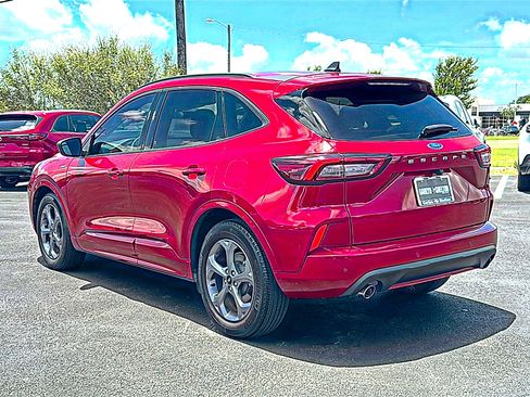 Used 2023 Ford Escape ST-Line w/ Tech Pack #1 FWD image 6