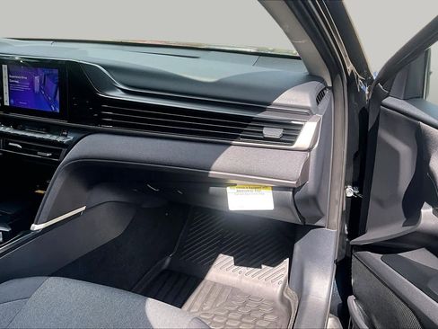 Certified 2025 Toyota Camry LE w/ Convenience Package AWD/4WD image 19