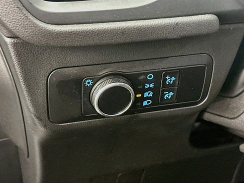 Used 2025 Ford Escape Active AWD/4WD image 17