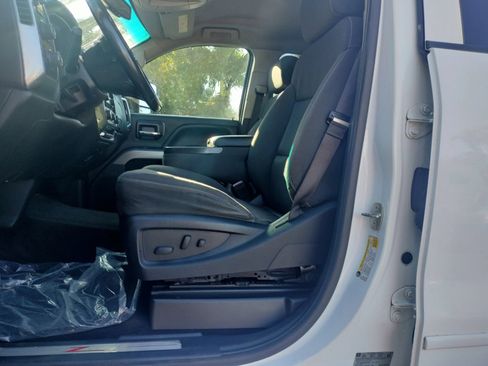 Used 2015 Chevrolet Silverado 2500 LT w/ LT Fleet Convenience Package AWD/4WD image 16
