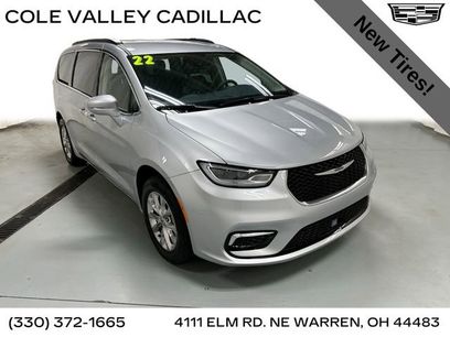 Used 2022 Chrysler Pacifica Touring-L