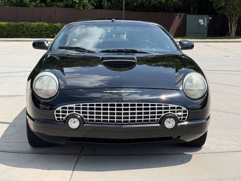 Used 2004 Ford Thunderbird RWD image 2