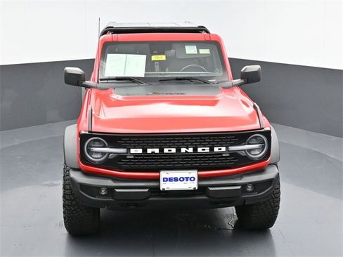 Used 2022 Ford Bronco Wildtrak image 39