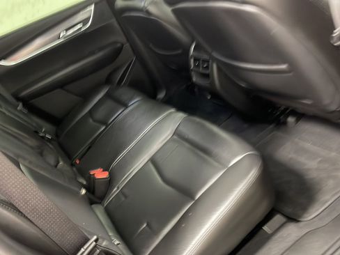 Used 2018 Cadillac XT5 Luxury w/ Driver Awareness Package FWD image 20