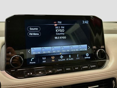 Used 2023 Nissan Rogue SL w/ SL Premium Package AWD/4WD image 21