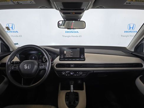 Used 2024 Honda HR-V LX image 5