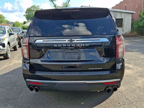 Used 2021 Chevrolet Suburban Premier w/ Premium Package AWD/4WD image 7