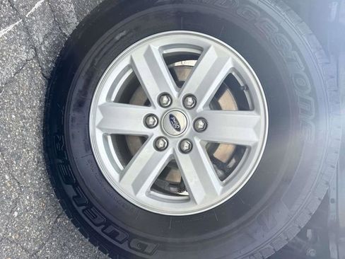 Used 2021 Ford F150 XLT AWD/4WD image 11