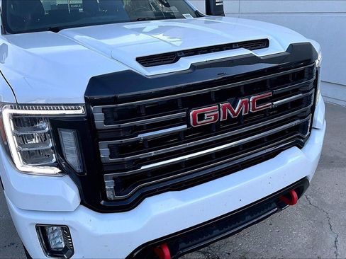 Used 2023 GMC Sierra 2500 AT4 w/ Gooseneck/5TH Wheel Package AWD/4WD image 3