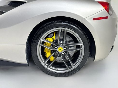 Used 2016 Ferrari 488 GTB image 34