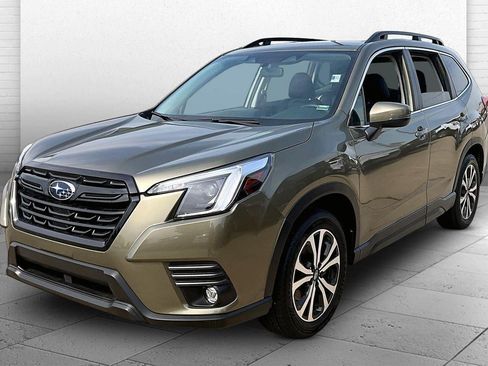 Used 2024 Subaru Forester Limited AWD/4WD image 3