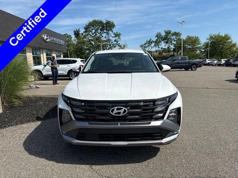 Certified 2025 Hyundai Tucson SE AWD/4WD image 13