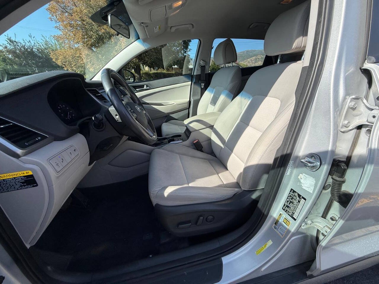 Used 2017 Hyundai Tucson Sport FWD image 10