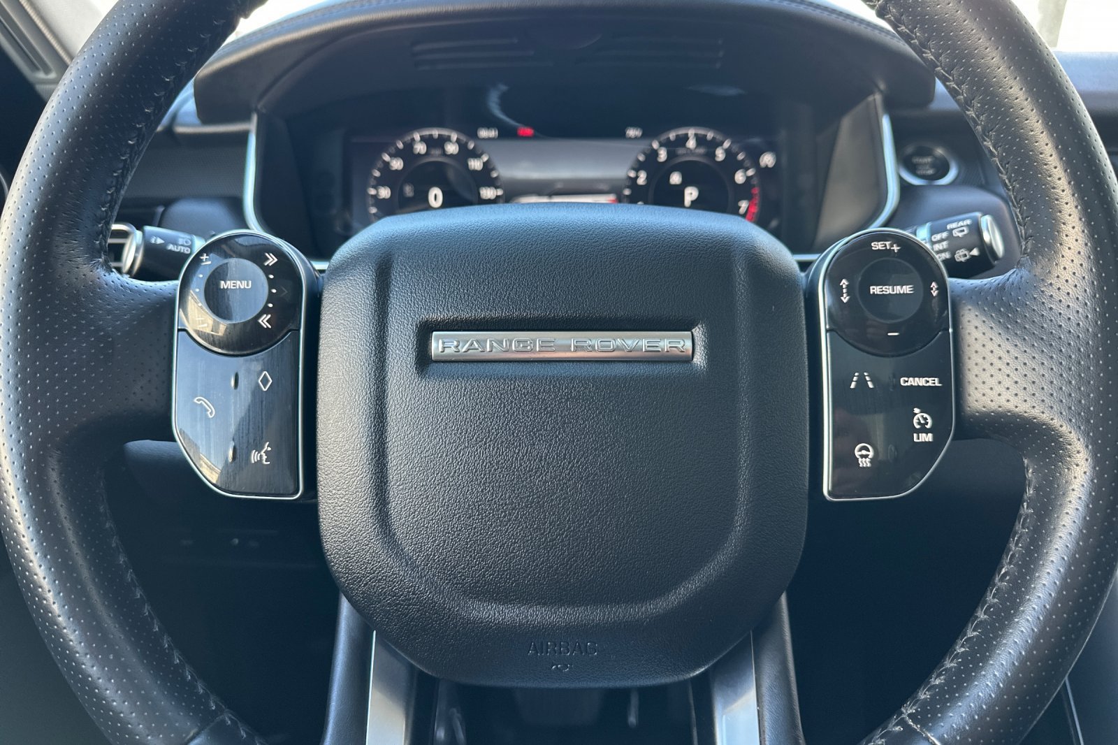 Used 2019 Land Rover Range Rover Sport HSE AWD/4WD image 25