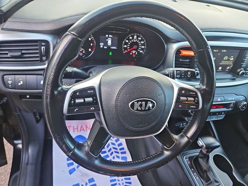Used 2020 Kia Sorento LX w/ LX I4 Convenience Package AWD/4WD image 14