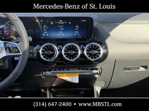 New 2026 Mercedes-Benz GLA 250 4MATIC image 10