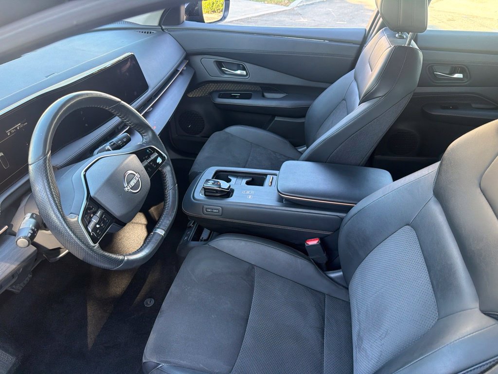 Used 2023 Nissan Ariya AWD image 10