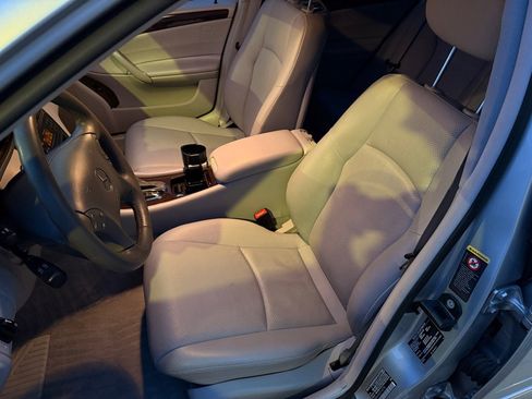 Used 2002 Mercedes-Benz C 320 Wagon image 12