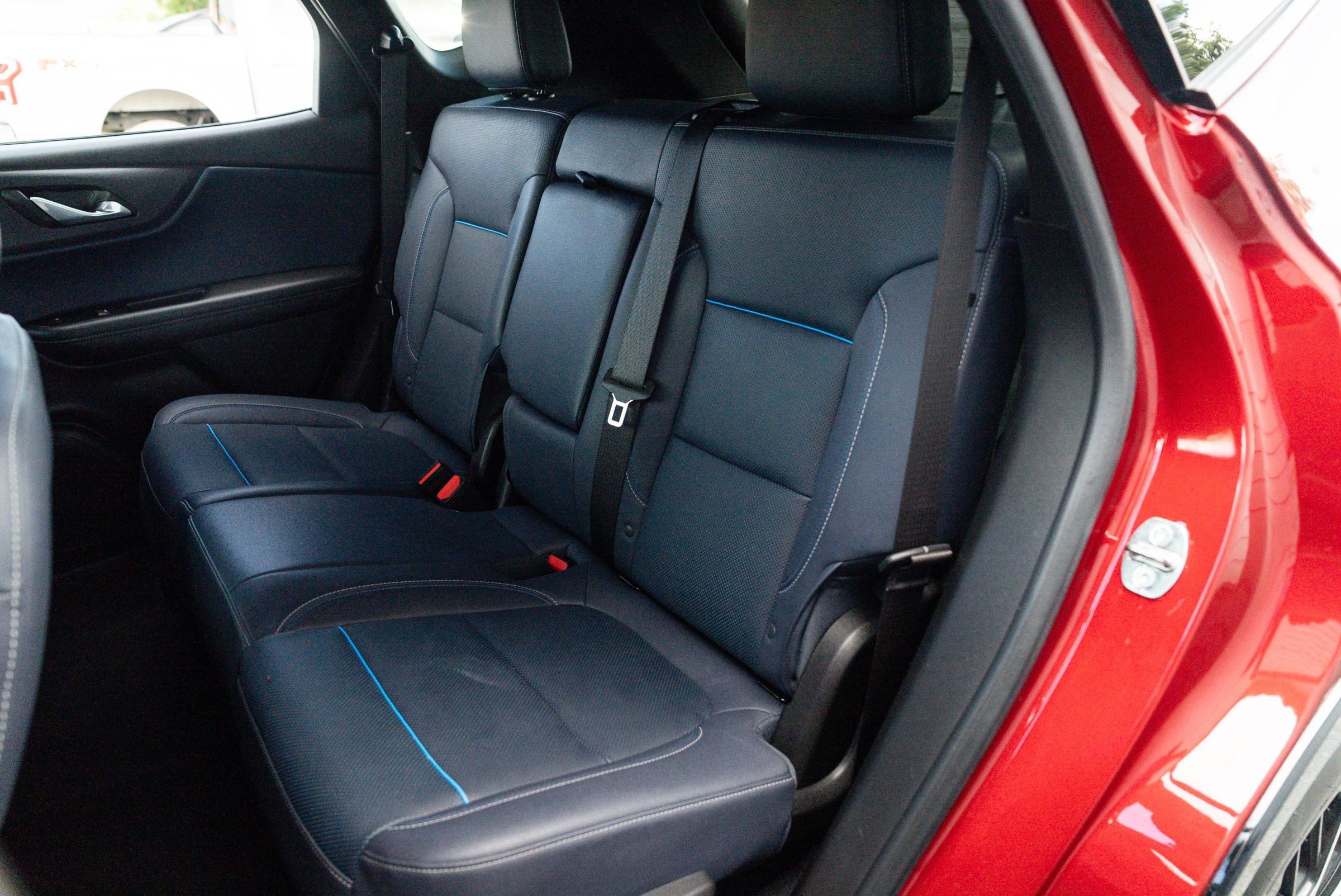 Used 2023 Chevrolet Blazer RS w/ Enhanced Convenience Package AWD/4WD image 17