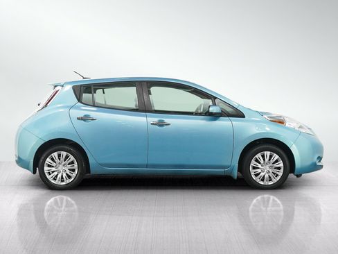Used 2015 Nissan Leaf S w/ Charge Package FWD image 6