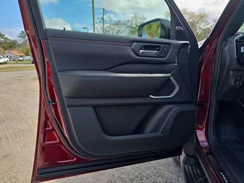 New 2026 Nissan Armada Platinum image 15