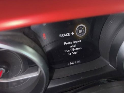 Used 2022 Jeep Gladiator Rubicon w/ Safety Group image 11