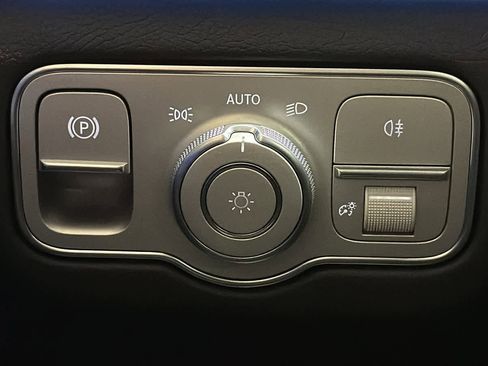 New 2026 Mercedes-Benz GLE 450 4MATIC Coupe image 18