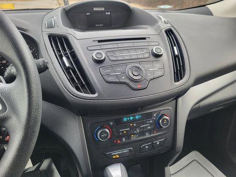 Used 2017 Ford Escape SE w/ SE Cold Weather Package image 17