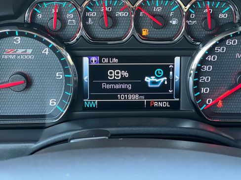 Used 2018 Chevrolet Silverado 1500 LT w/ All Star Edition AWD/4WD image 24