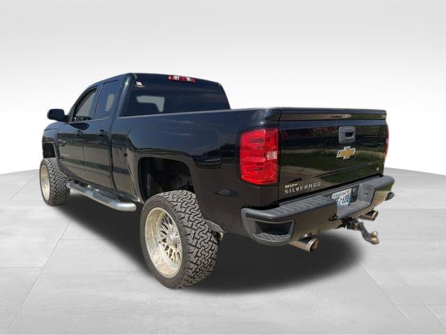 Used 2017 Chevrolet Silverado 1500 LT w/ All Star Edition AWD/4WD image 5