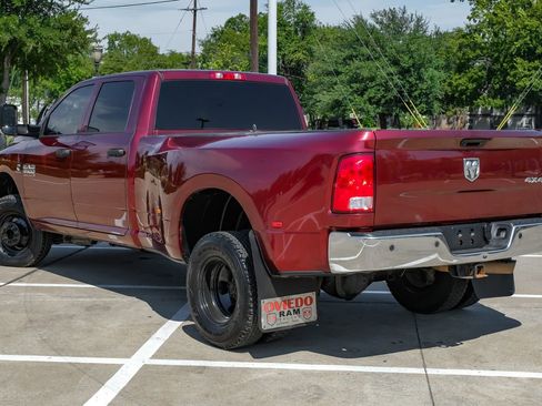 Used 2017 RAM 3500 Tradesman w/ Chrome Appearance Group image 10