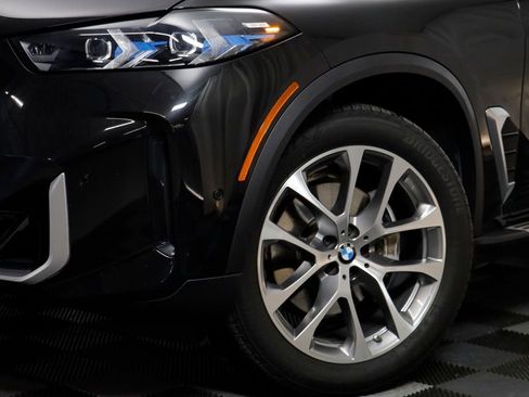 Used 2025 BMW X5 xDrive40i image 3