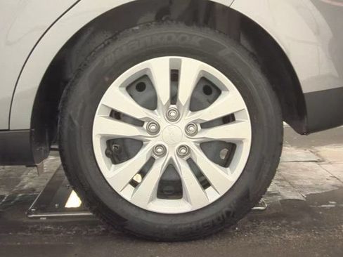 Used 2023 Kia Soul LX FWD image 27
