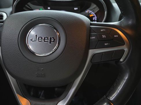 Used 2021 Jeep Grand Cherokee Limited AWD/4WD image 20