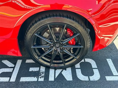 Used 2024 Toyota GR86 TRUENO Edition image 23